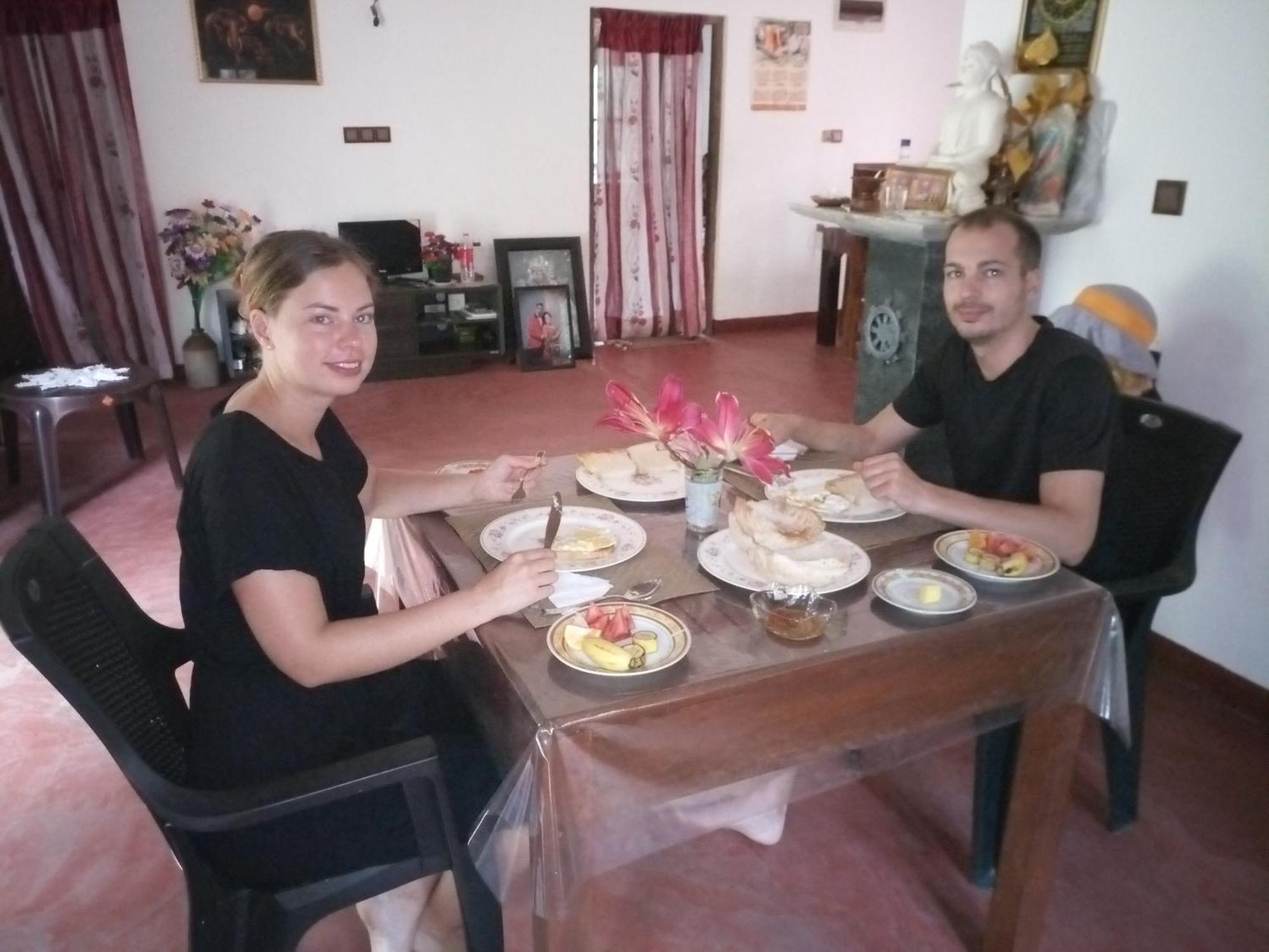 Silent Peacock Villa And Peacock Cafe Tangalle Extérieur photo